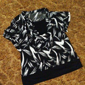 4/$20 | Black and White Waterfall Neckline Short Sleeve Blouse